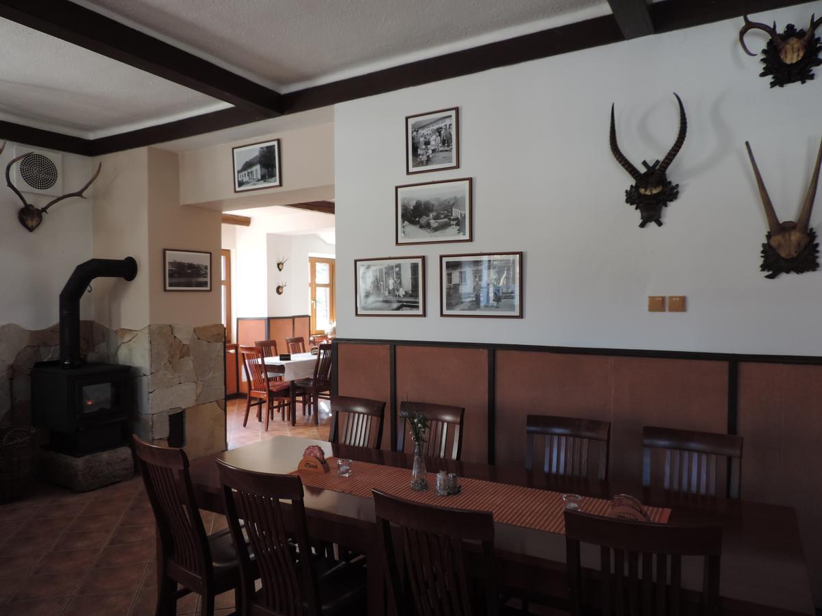 Ubytovaci Hostinec Na Skalach Budislav  Luaran gambar